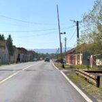 Lucrările la calea ferată Caransebeş – Oţelu Roşu deviază şi restricţionează circulaţia rutieră