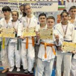 Șapte medalii pentru tinerii judokani caransebeșeni, la Turnu Severin